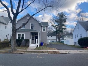 Building Photo - 132 Stevens Ave