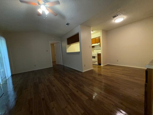 Building Photo - Vigil Properties2 (12812 Tomanet Trl)