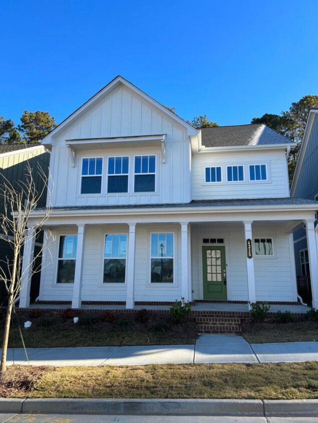 Foto principal - 4215 Hind St