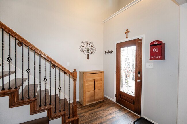 Foto del edificio - 2110 Stonehollow Ct