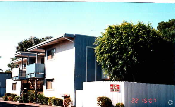 Building Photo - 123 Melody Ln