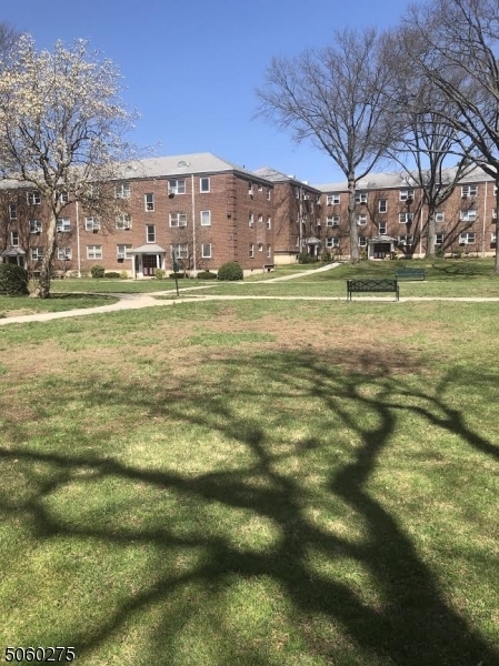Foto del edificio - 1479 Terrace Cir