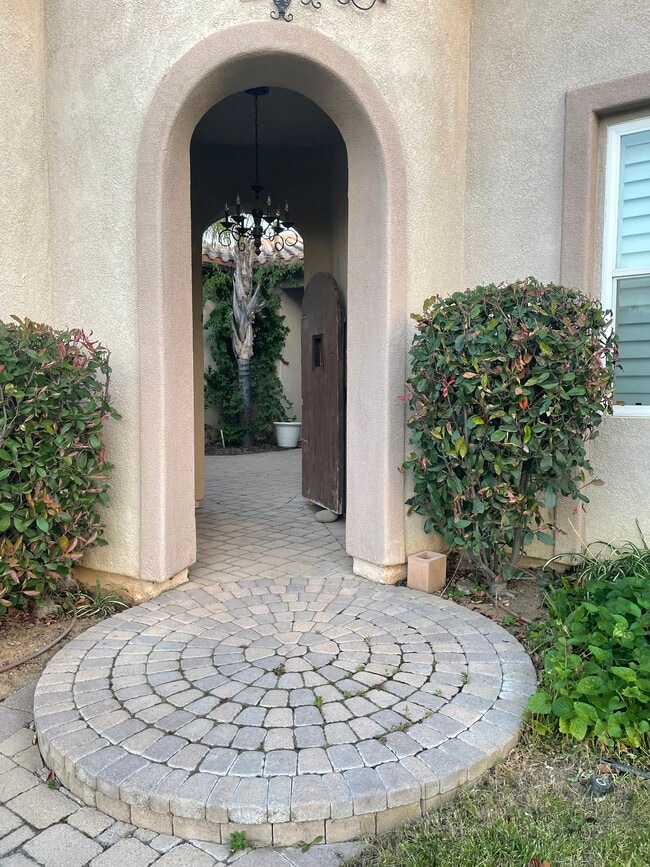 Building Photo - 36159 Blue Hill Dr