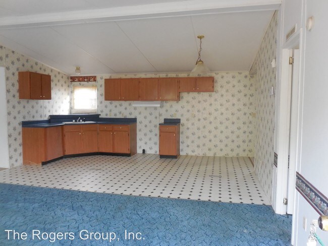 Building Photo - 200 Pepper Ln