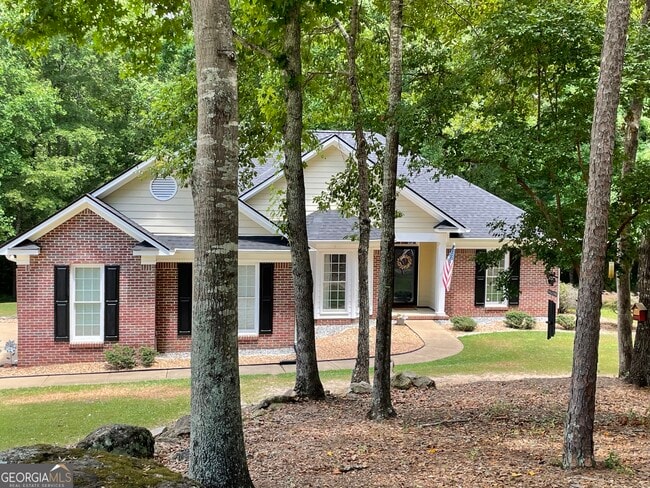 Building Photo - 453 Saddlebrook Trail
