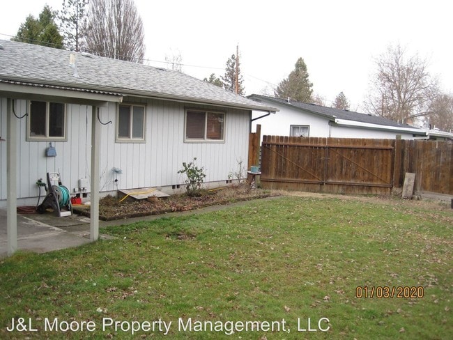 Building Photo - 3 br, 1 bath House - 209 Corcoran Ln