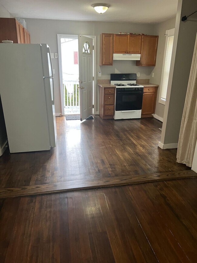 Foto del edificio - 14 Poplar Rd