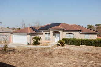 Building Photo - 230 Trish Dr