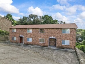 Building Photo - 1001 Flanders Ln NW