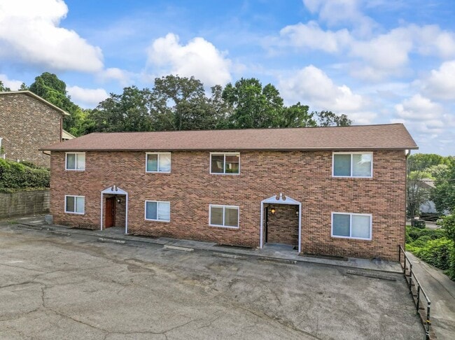 West Knoxville 37919 - Charming, Newly Upd... - West Knoxville 37919 - Charming, Newly Upd... House