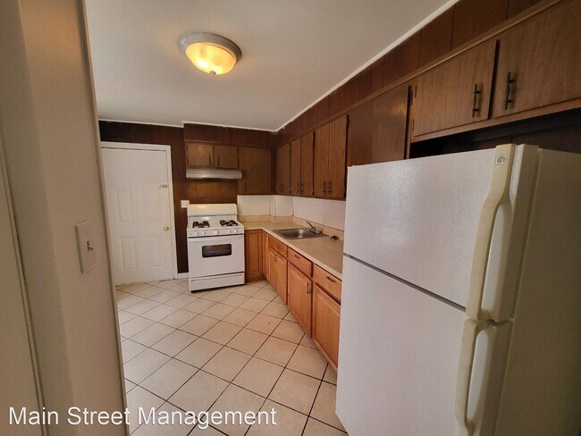 Foto del edificio - 3 br, 1 bath House - 1407 Brick Row