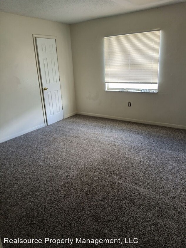 Building Photo - 3 br, 2 bath House - 7636 Forest City Road...