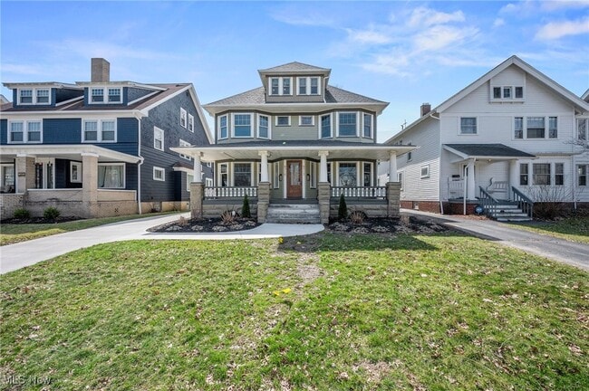 Building Photo - 9715 Clifton Blvd