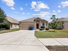 Building Photo - 819 Highland Vista