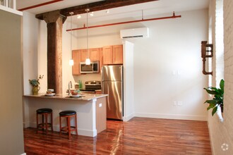 Building Photo - 425 N Prince St