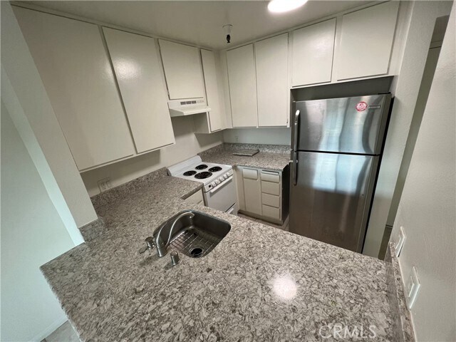 Foto del edificio - 3830 Avenida Del Presidente