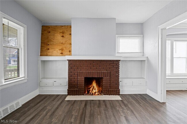 Foto del edificio - 3455 E 121st St