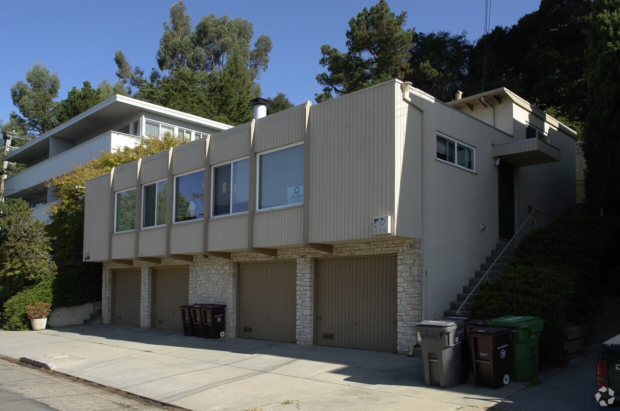 Foto del edificio - 6506-6508 Lucas Ave