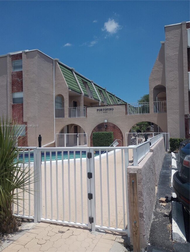 Foto del edificio - 1100 SE 4th Ave