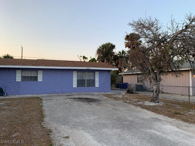 Building Photo - 3784 Quails Walk