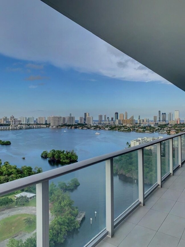 Photo - 16385 Biscayne Boulevard, Sunny Isles Beach, FL 33160 - 3 BR 3 BA condo
