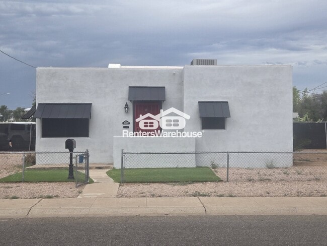 Foto del edificio - 1720 E Portland St