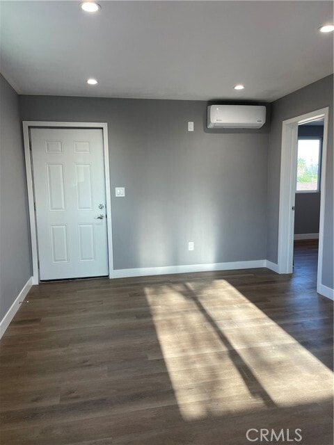 Building Photo - 6542 El Cortez Ave