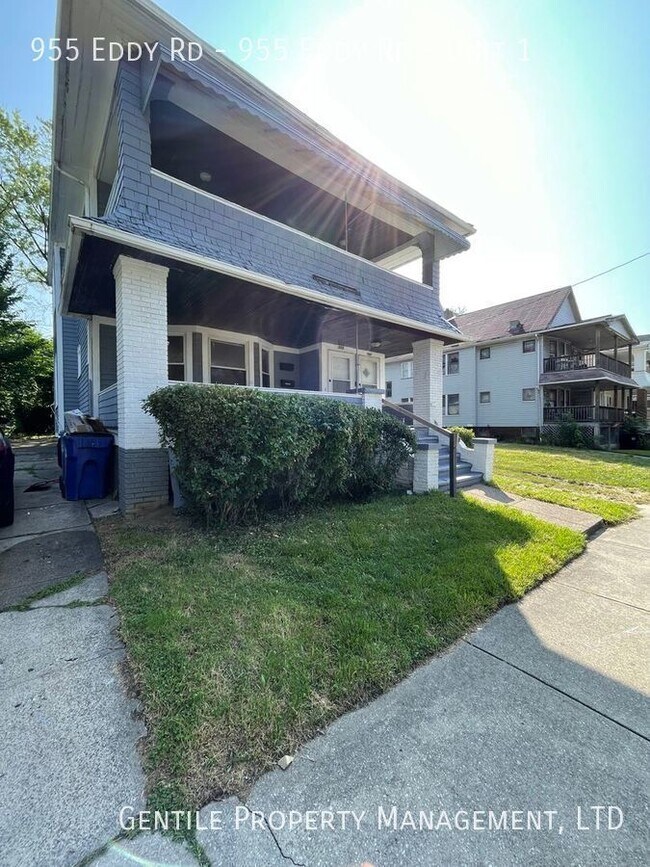 Foto del edificio - A Gentile Property - 955 Eddy Rd Unit 1