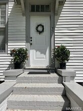 Building Photo - 755 Park Ave