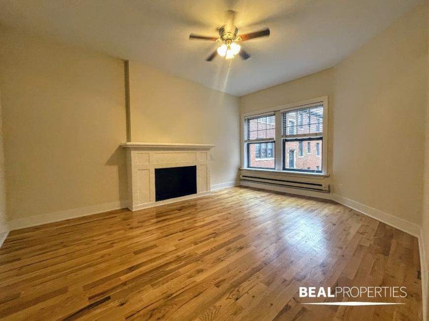 Primary Photo - 1 bedroom in EVANSTON IL 60202