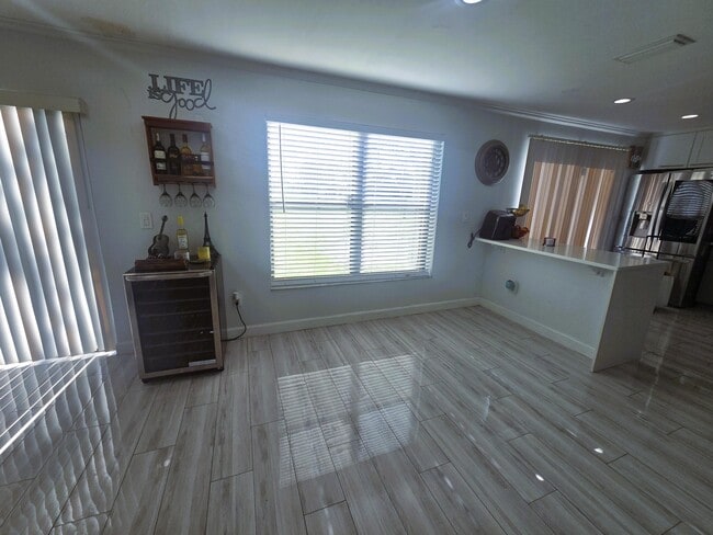 Foto del edificio - 5885 Northpointe Ln