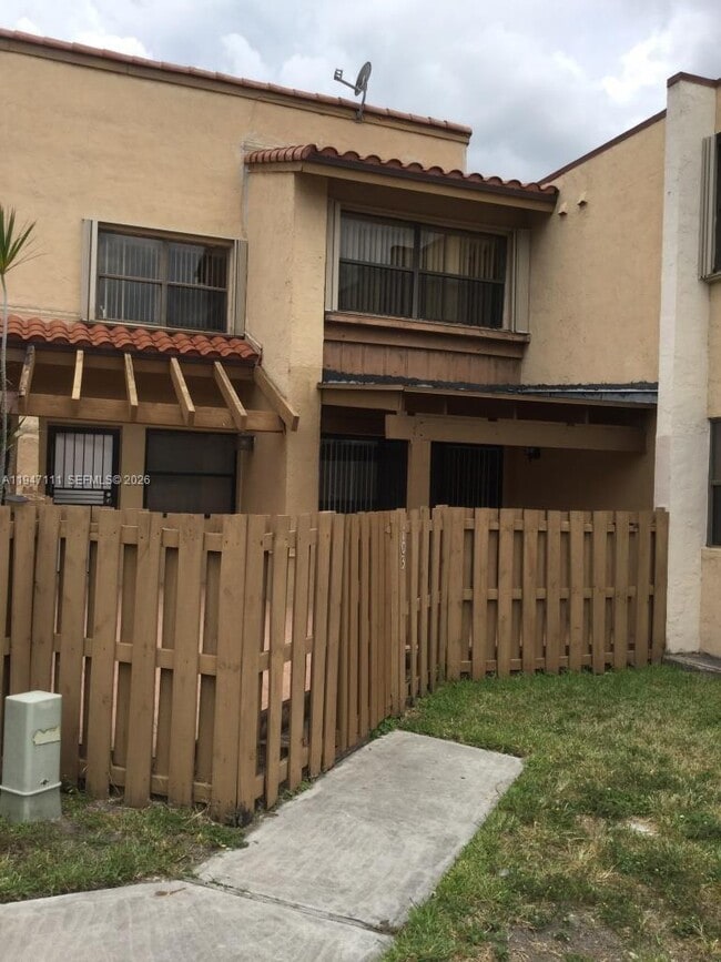 Foto del edificio - 10303 NW 9th St Cir