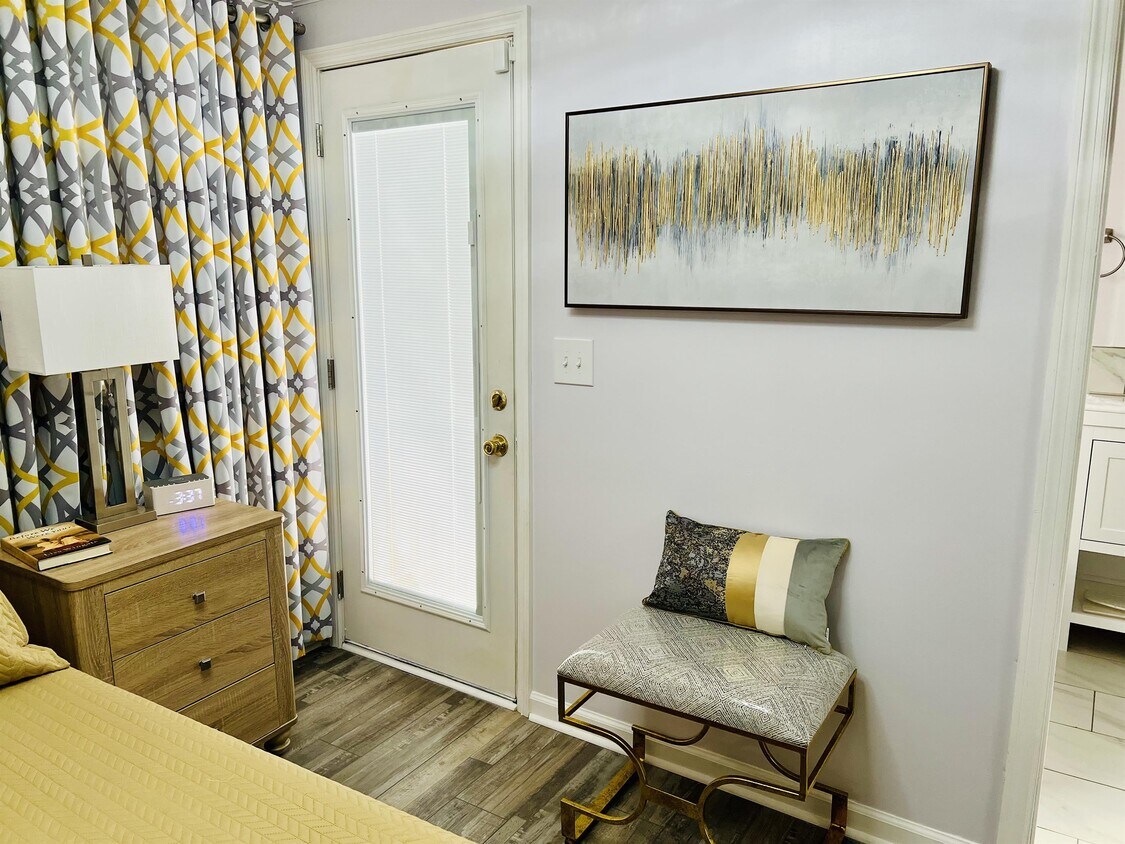 Foto principal - 325 Pendleton St NW