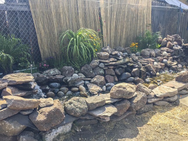 2BR Backyard Fountain - 1612 Ohio St