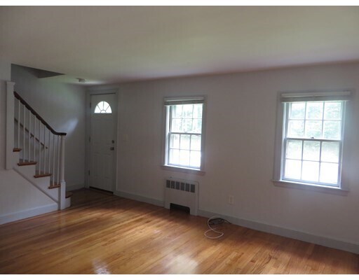 Foto del edificio - 14 Sunset Rd