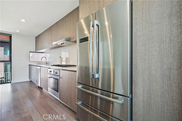 Foto del edificio - 823 N Fuller Ave