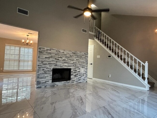 Building Photo - 14210 Orchard Farms Ln