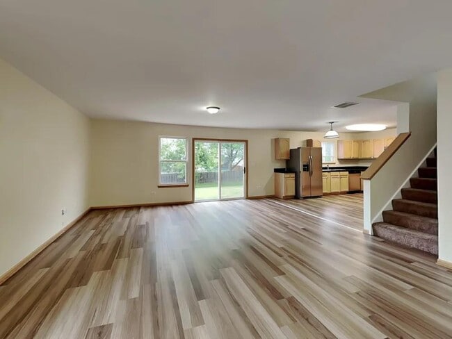 Foto del edificio - 1710 Stonegate Dr