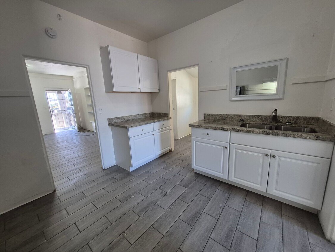 Foto principal - 383 S 7th Ave
