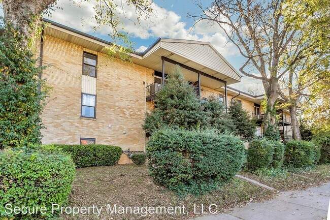 Foto del edificio - 1 br, 1 bath House - 4425 Westlawn Dr C202