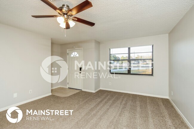 Foto del edificio - 339 13th Ln SW