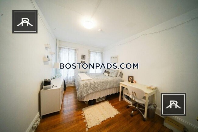 Foto del edificio - 2 bedroom in Brookline MA 02118