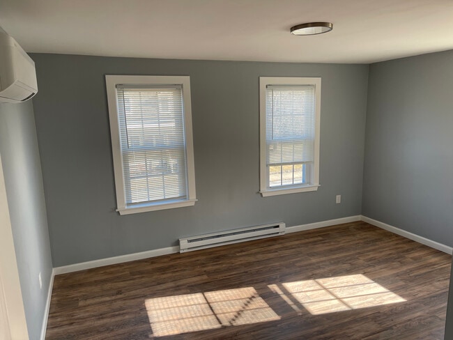 Bedroom - 149 Monument St