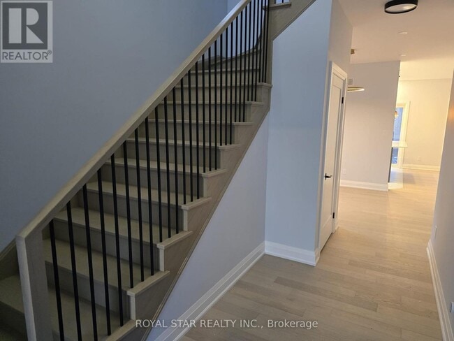 Building Photo - 6505 Alexa Cmn