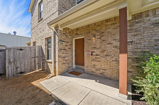 Building Photo - 6004 Lost Valley Dr