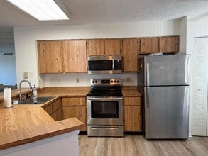 Building Photo - 2215 Cypress Island Dr