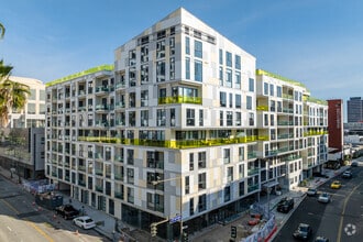 Building Photo - TENTEN Campus Glendale