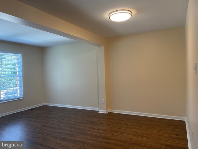 Foto del edificio - 261 Sloan Ct