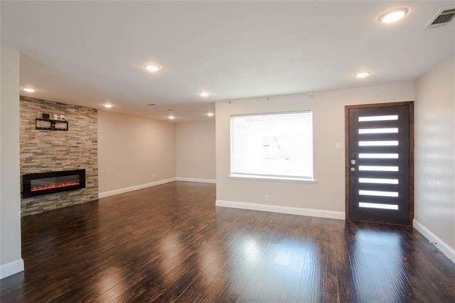 Building Photo - 406 Dover Dr