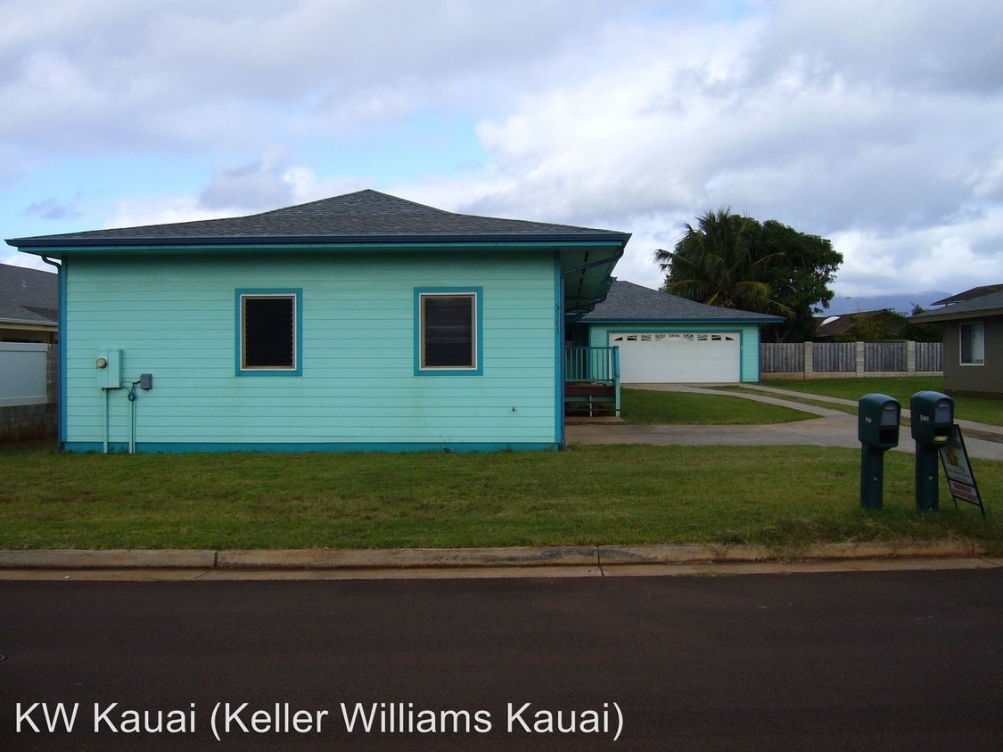 2 br, 1.5 bath House 3141 Unahe Street House Rental in Lihue, HI